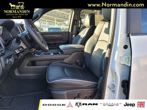 New 2026 RAM 2500 Limited AWD/4WD image 9