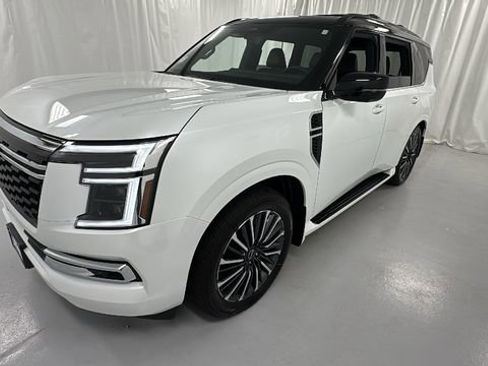 New 2026 Nissan Armada Platinum Reserve image 7