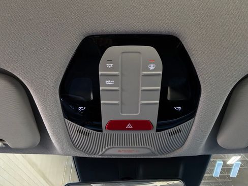 Used 2025 Kia K4 FWD image 16