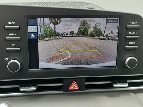 New 2026 Hyundai Elantra Hybrid FWD image 12