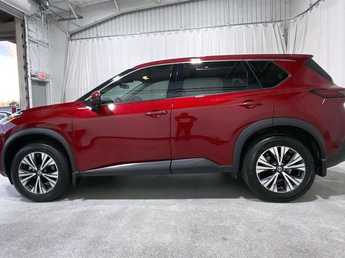 Used 2021 Nissan Rogue SV image 26