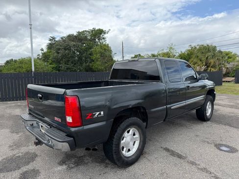Used 2004 GMC Sierra 1500 SLT w/ Light Duty Power Package image 5