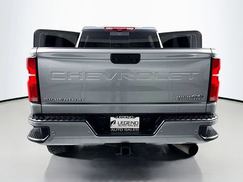 Used 2024 Chevrolet Silverado 3500 High Country w/ High Country Premium Package AWD/4WD image 21