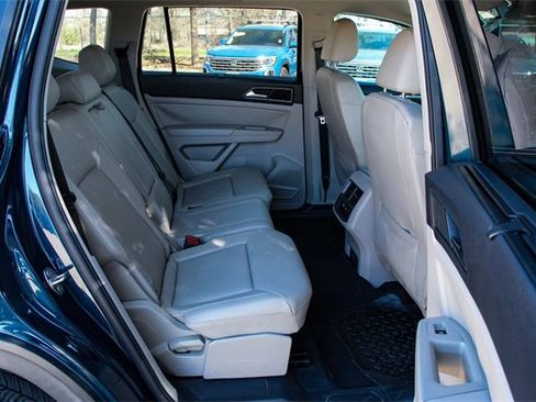 Used 2019 Volkswagen Atlas SE w/ Towing Package image 34