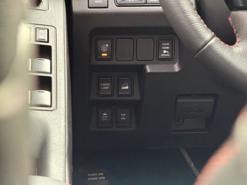 Used 2023 Nissan Frontier PRO-4X w/ Pro-4X Premium Package image 32