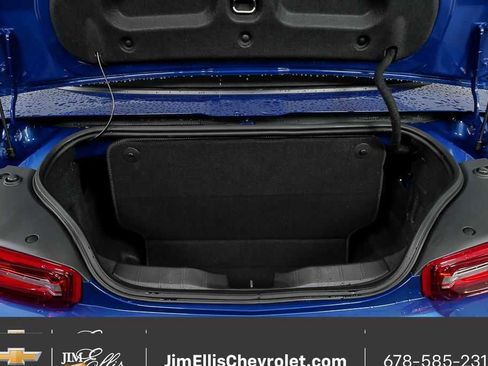 Certified 2023 Chevrolet Camaro LT w/ Technology Package image 29