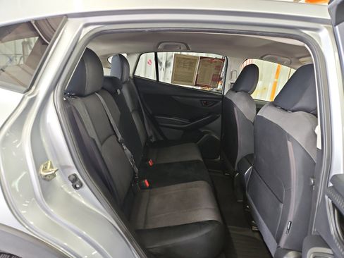 Used 2021 Subaru Crosstrek 2.0i image 11