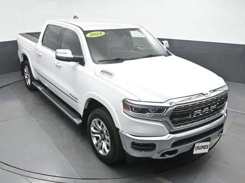 Used 2024 RAM 1500 Limited AWD/4WD image 34