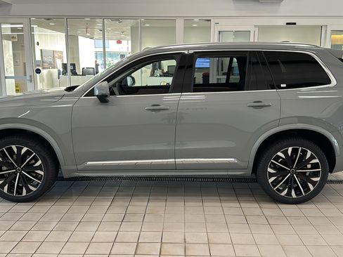 New 2026 Volvo XC90 B6 Plus w/ Protection Package Premier AWD/4WD image 8