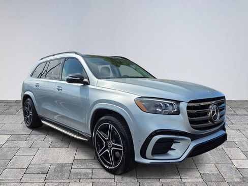 Certified 2026 Mercedes-Benz GLS 450 4MATIC image 1