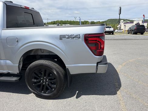 Used 2025 Ford F150 Lariat w/ Equipment Group 502A High AWD/4WD image 7