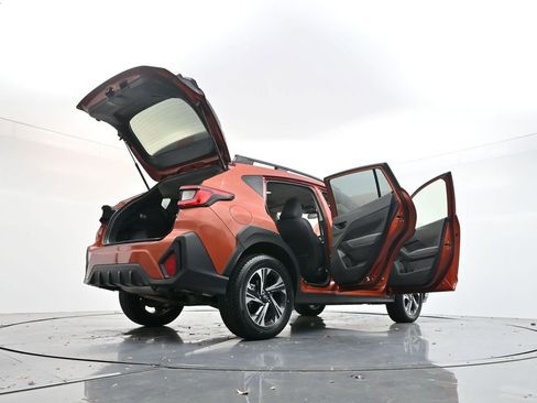 Used 2024 Subaru Crosstrek 2.0i Premium image 38