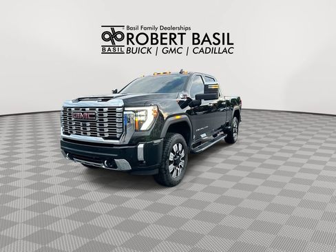 Used 2024 GMC Sierra 2500 Denali w/ Denali Reserve Package AWD/4WD image 4