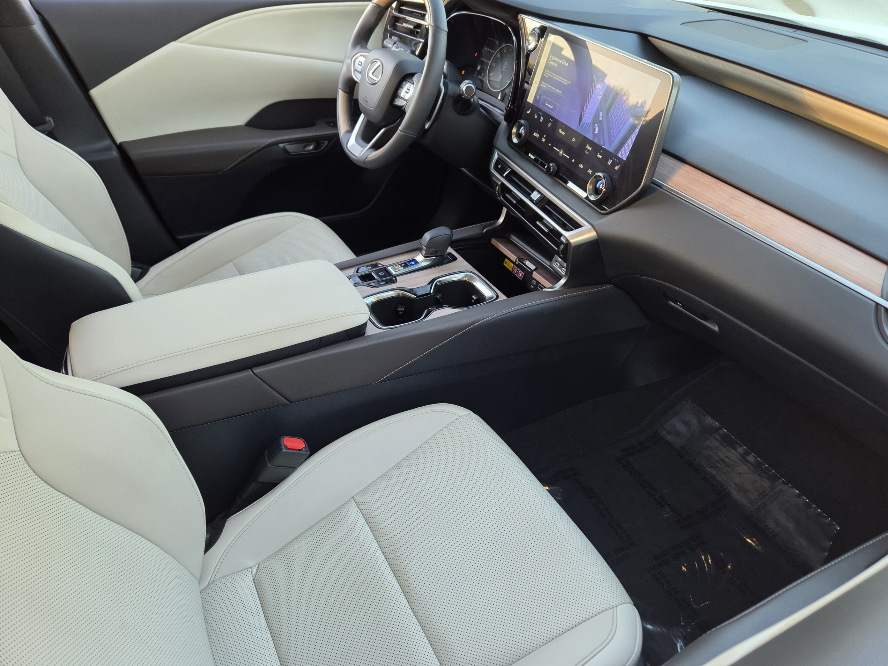 Used 2023 Lexus RX 350 Premium w/ Cold Area Package FWD image 15