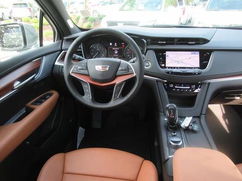 New 2025 Cadillac XT5 Premium Luxury w/ Technology Package image 12