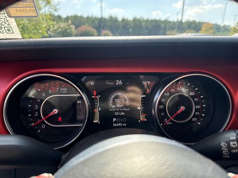 Used 2020 Jeep Wrangler Unlimited Rubicon AWD/4WD image 26