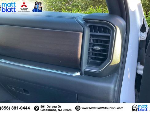 Used 2024 Chevrolet Silverado 2500 High Country w/ High Country Premium Package image 18