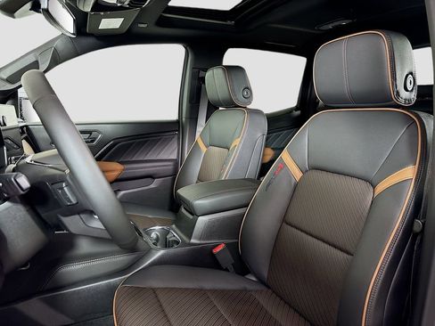 New 2026 GMC Canyon AT4 w/ Technology Plus Package AWD/4WD image 21
