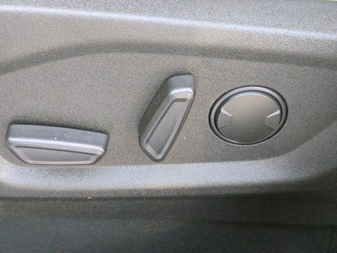 Used 2020 Ford Edge SEL w/ Convenience Package image 16