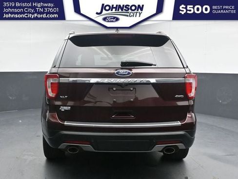 Used 2018 Ford Explorer XLT w/ Equipment Group 201A AWD/4WD image 11