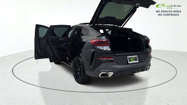 Used 2026 BMW X6 xDrive40i w/ Climate Comfort Package AWD/4WD image 16
