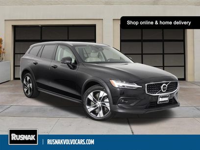 Certified 2025 Volvo V60 B5 Cross Country Plus