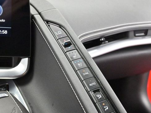 Used 2022 Chevrolet Corvette Stingray Preferred Cpe w/ Battery Protection Package RWD image 21