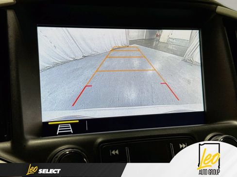 Used 2020 GMC Terrain SLT w/ Preferred Package FWD image 15