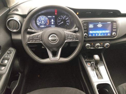 Used 2024 Nissan Kicks SV image 22
