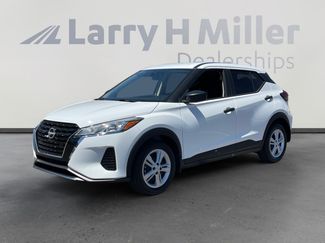 Used 2025 Nissan Kicks Play S FWD video 1