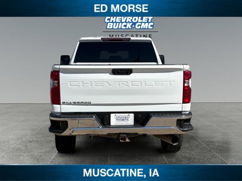 Used 2022 Chevrolet Silverado 2500 W/T w/ WT Convenience Package AWD/4WD image 4