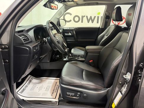 Used 2023 Toyota 4Runner TRD Off-Road Premium w/ Moonroof Package AWD/4WD image 23