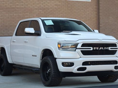Used 2021 RAM 1500 Laramie AWD/4WD image 7
