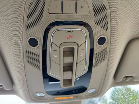 Used 2018 Audi Q5 2.0T Premium Plus w/ Premium Plus Package image 40