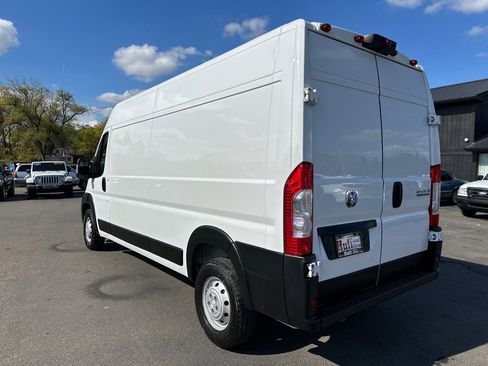 Used 2023 RAM ProMaster 2500 image 8