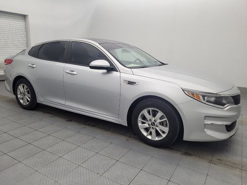 Used 2018 Kia Optima LX w/ Convenience Package FWD image 11