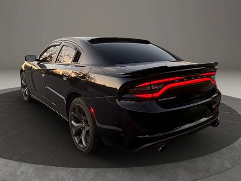 Used 2020 Dodge Charger SXT image 14