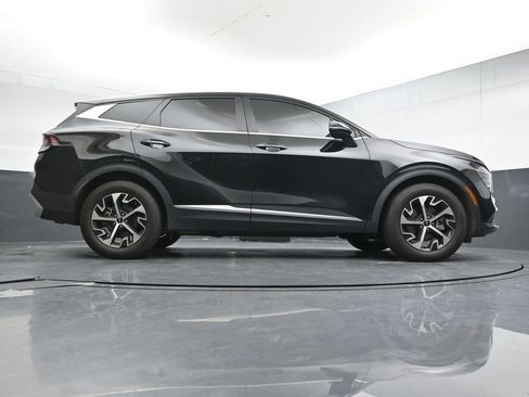 Used 2025 Kia Sportage EX FWD image 24