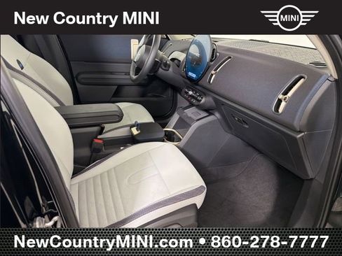 Certified 2025 MINI Cooper Countryman S image 18