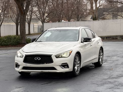 Used 2018 INFINITI Q50 Luxe RWD image 9