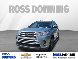 Used 2018 Toyota Highlander XLE image 1