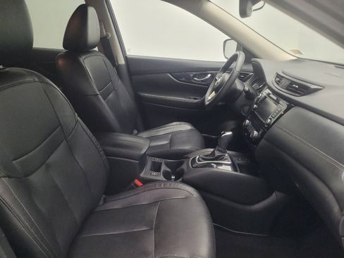Used 2020 Nissan Rogue SL FWD image 21