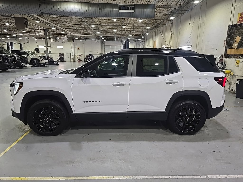New 2027 GMC Terrain Elevation w/ Elevation Premium Package FWD image 4