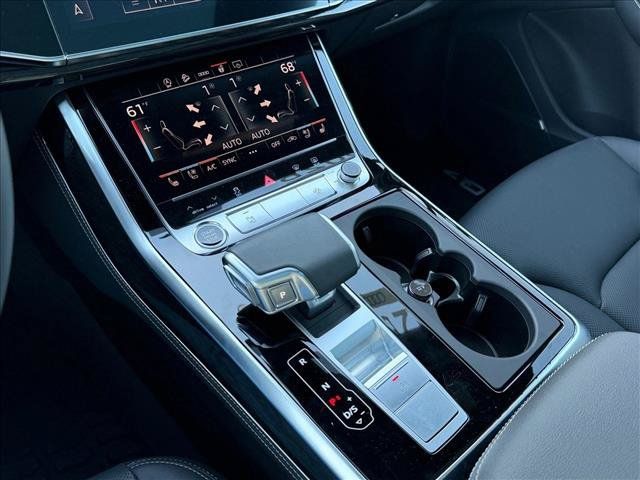 Used 2026 Audi Q7 Premium Plus AWD/4WD image 12