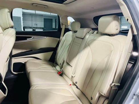 Used 2020 Lincoln Nautilus Reserve FWD image 29