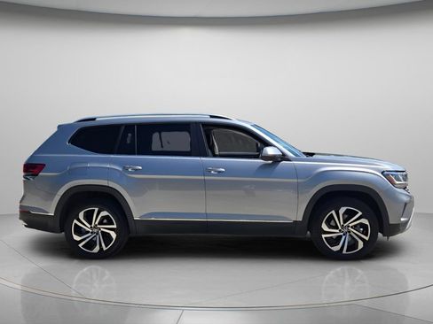 Certified 2023 Volkswagen Atlas SEL AWD/4WD image 4