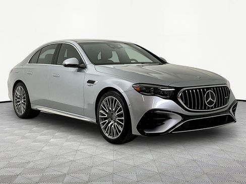 Certified 2025 Mercedes-Benz E 53 AMG e 4MATIC Sedan image 3
