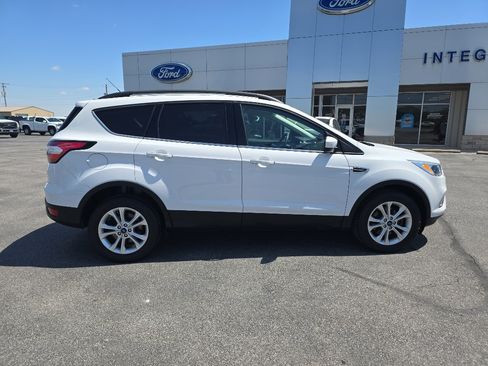 Used 2018 Ford Escape SE AWD/4WD image 5