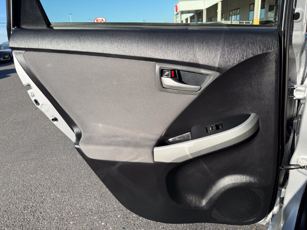 Used 2015 Toyota Prius Two FWD image 20