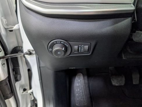 Used 2025 Jeep Compass Limited w/ Elite Group AWD/4WD image 21